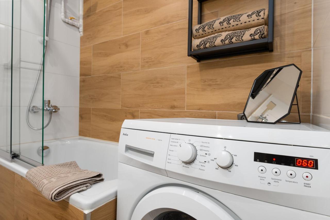 Kairos Apartments - City - Darmowy Parking, Scisle Centrum Катовіце Екстер'єр фото